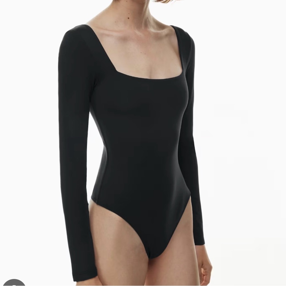 Babaton Black Long Sleeve Bodysuit size large